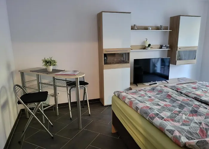 Gaestewohnung 1 Апартаменты Ошерслебен